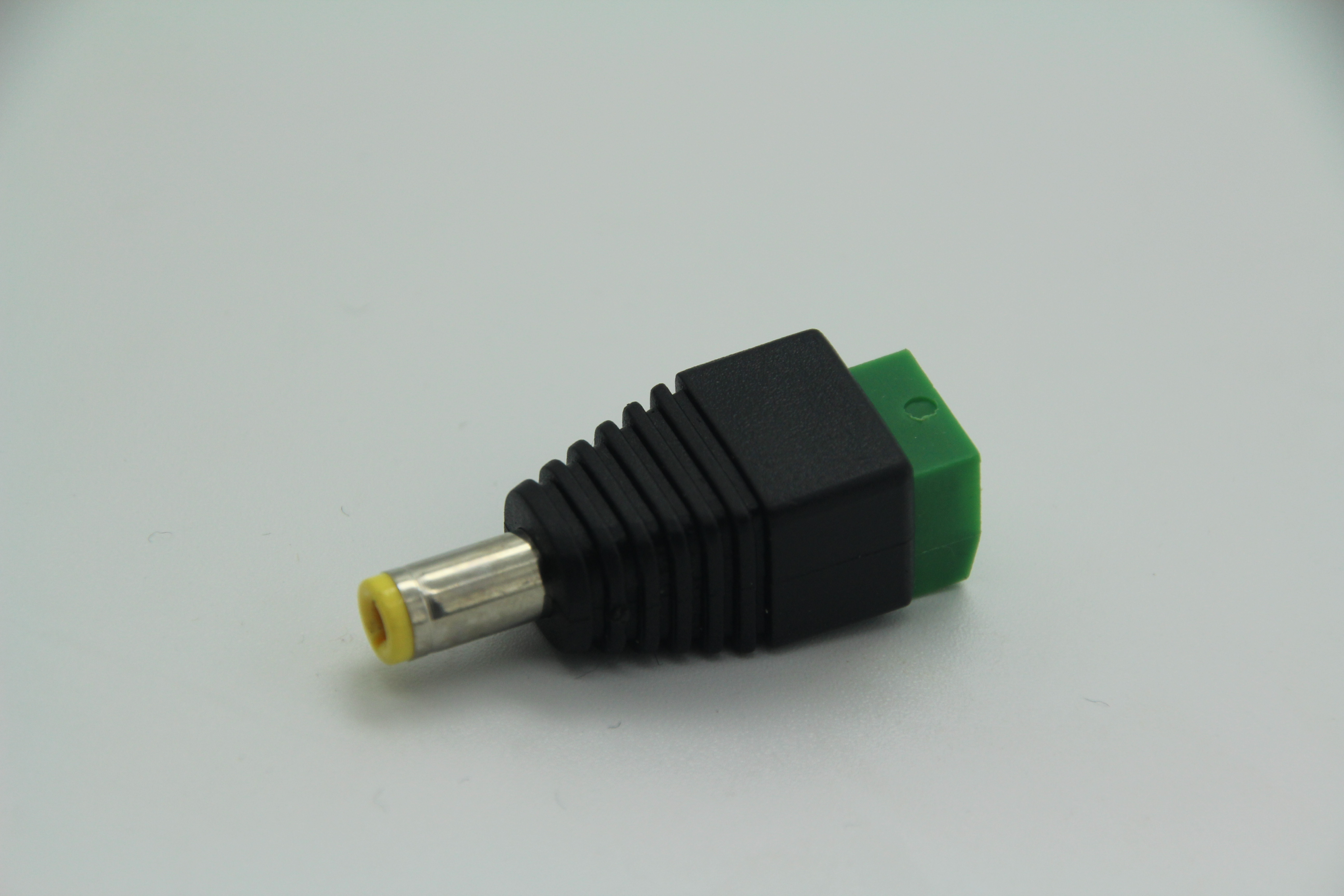 DC YELLOW GLUE ADAPTER MALE MONITORING SOLDERLESS CONNECTOR DC REVOLUTION GREEN TERMINAL DC POWER CONNECTOR